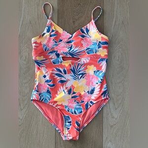 Girls floral one piece swimsuit with cutout